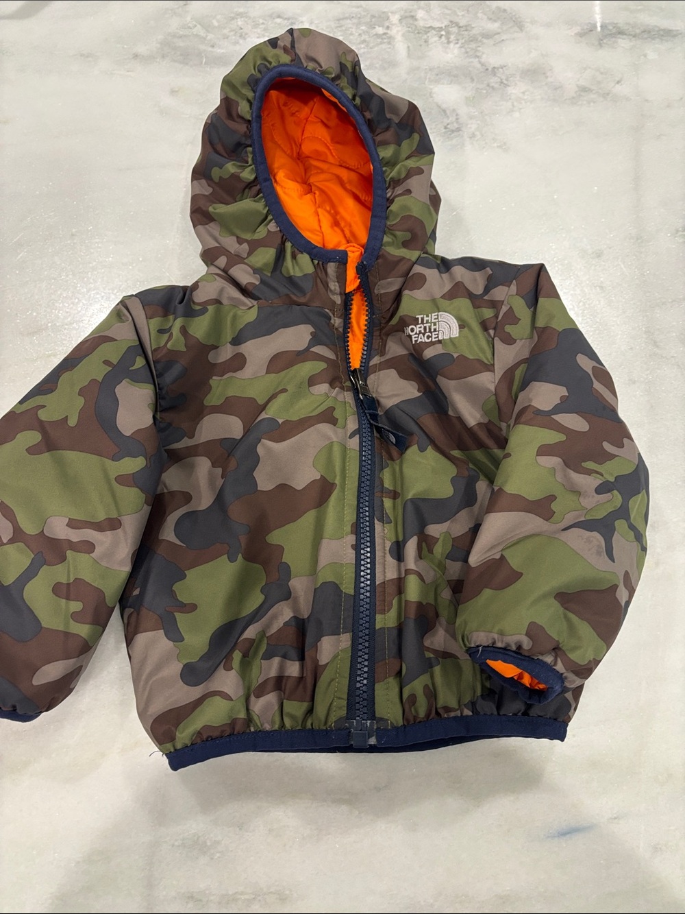 Baby boy North Face
Reversible winter coat